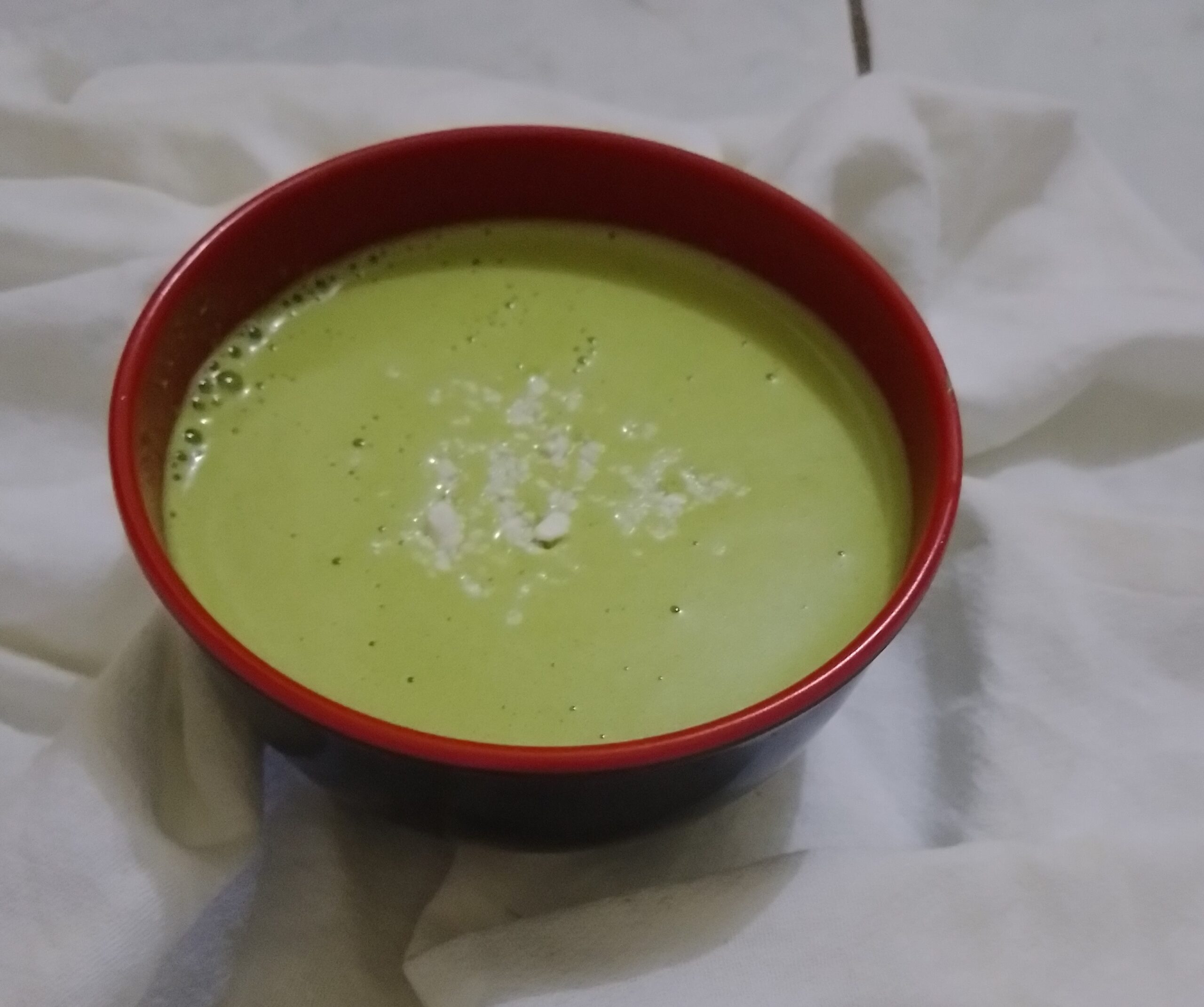 Cream of spinach soup-almondsandolivez.com
